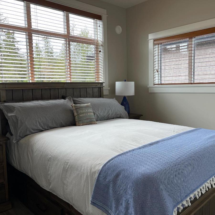 Port Renfrew Oceanfront Retreat Villa Exterior photo
